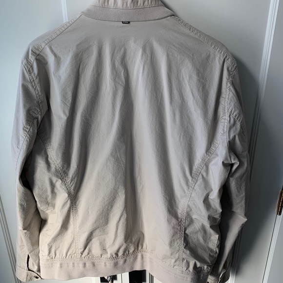 Light Jacket - Picture 2 of 5